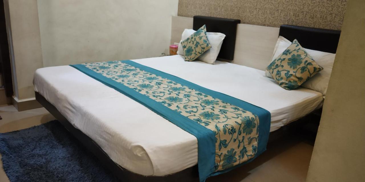 Hotel Maa Ganga Palace Bhopal Exteriör bild
