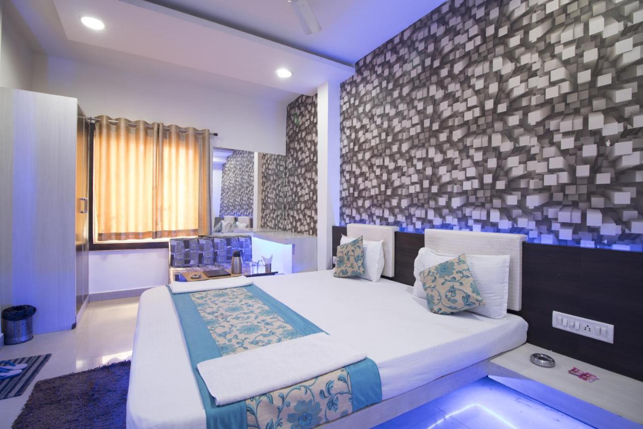 Hotel Maa Ganga Palace Bhopal Exteriör bild